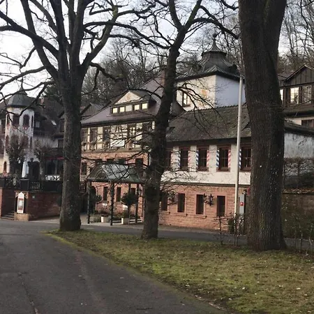 Serways Spessart Szálloda